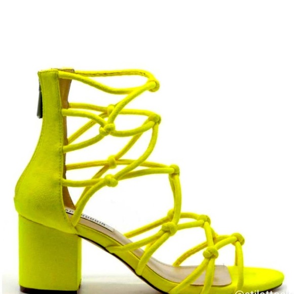 NEW CAPE ROBBIN YELLOW STRAPPY BLOCK HEEL - Picture 1 of 7